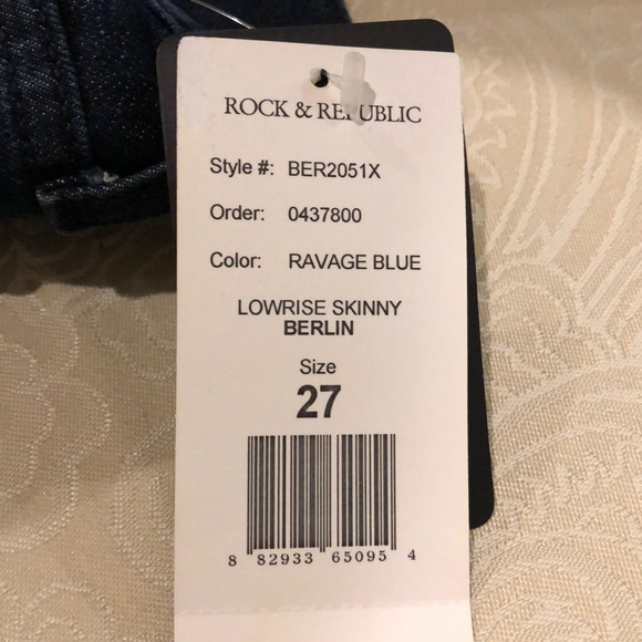 Rock & Republic Low Rose Skinny Dark Wash Jeans - Picture 5 of 5